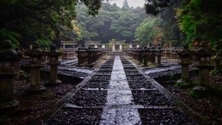 天神の滝へと続く道