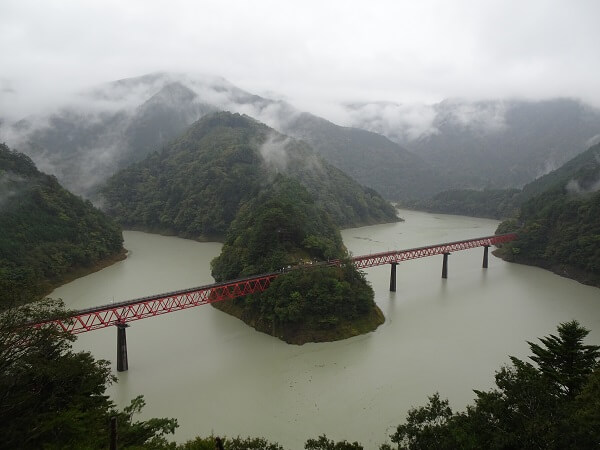 奥大井湖上駅の全景